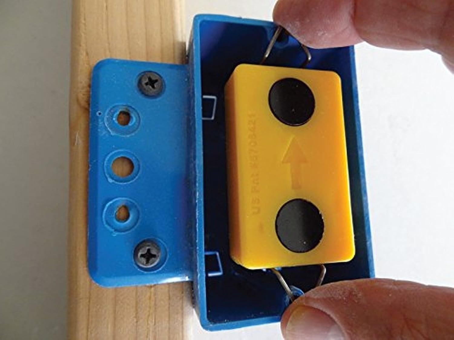 image:imageCalculated Industries 8105 Blind Mark Drywall Electrical Box Locator Tool Powerful RareEarth Magnetic Targets 3 and Locator Kit3 Targets Case